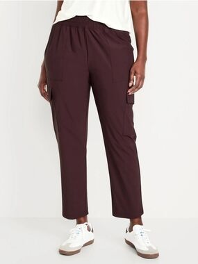 Old Navy High-Waisted Go-Dry Cargo Pants Boxwood (Plum) Tapered